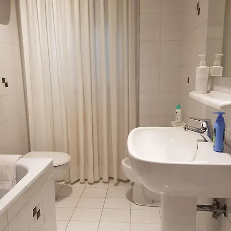La Casa Al Mare * ペスカーラ