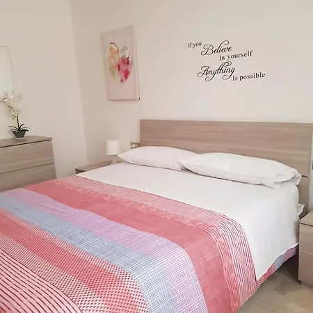 La Casa Al Mare Апартаменты Пескара